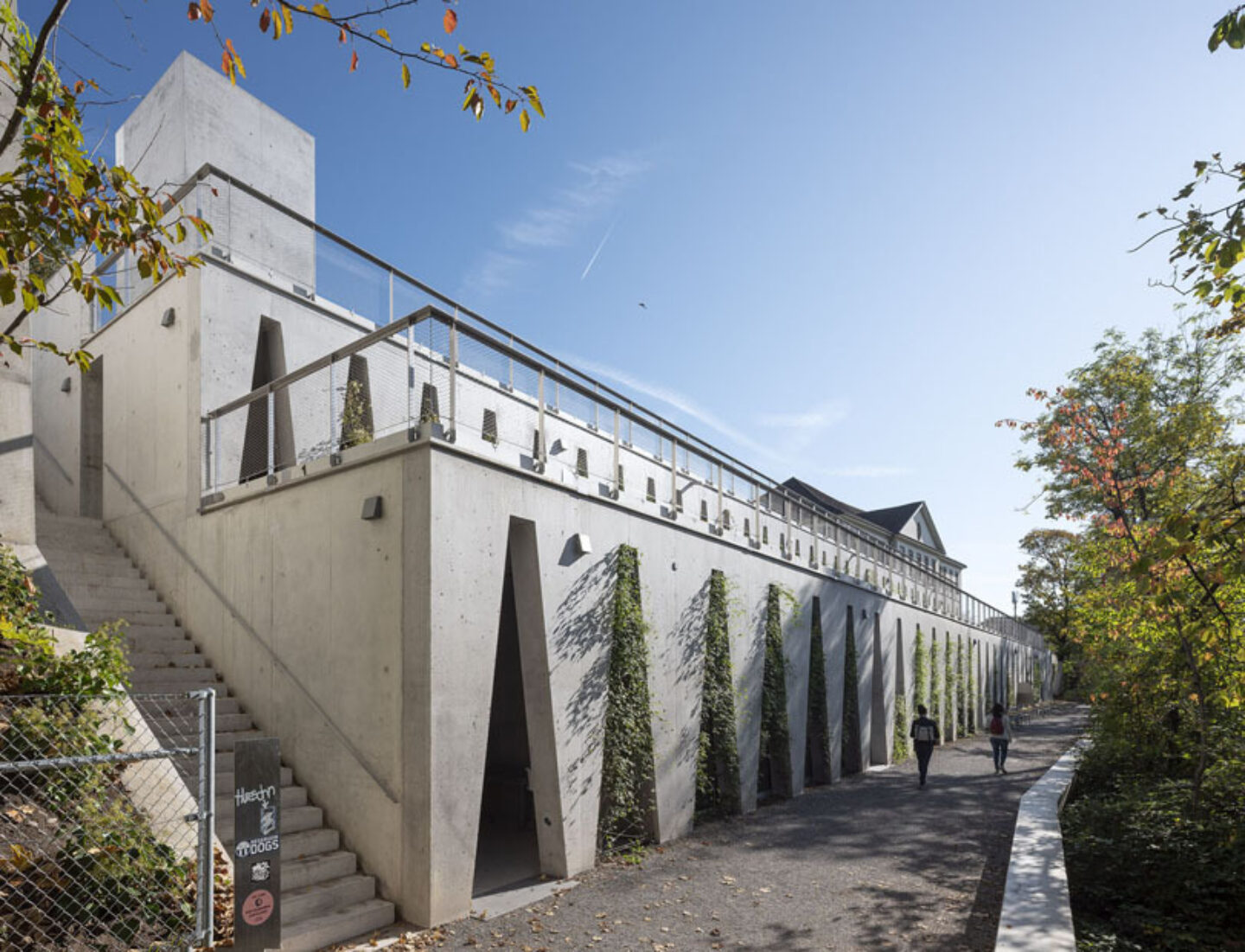 Thz Haus Seitlich Duccio Malagamba